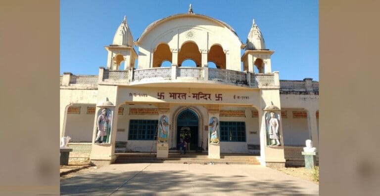 भारत मंदिर, ऋषिकेश: एक ऐतिहासिक और आध्यात्मिक धरोहर