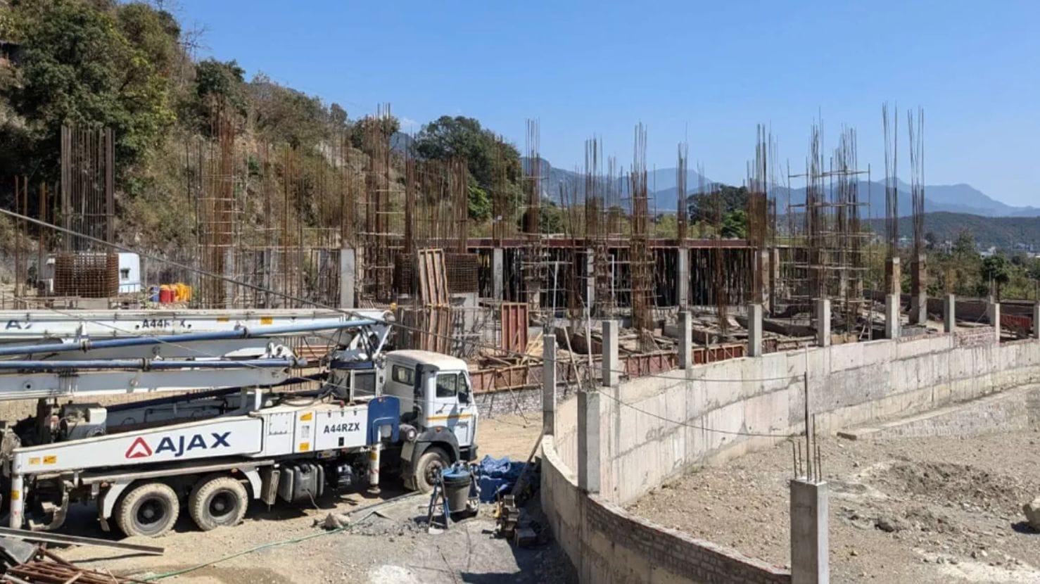 दून-मसूरी रोप-वे परियोजना: निर्माण तेजी से जारी, पर्यटकों के लिए 15 मिनट का रोमांचक सफर 1 दून-मसूरी रोप-वे परियोजना: निर्माण तेजी से जारी, पर्यटकों के लिए 15 मिनट का रोमांचक सफर