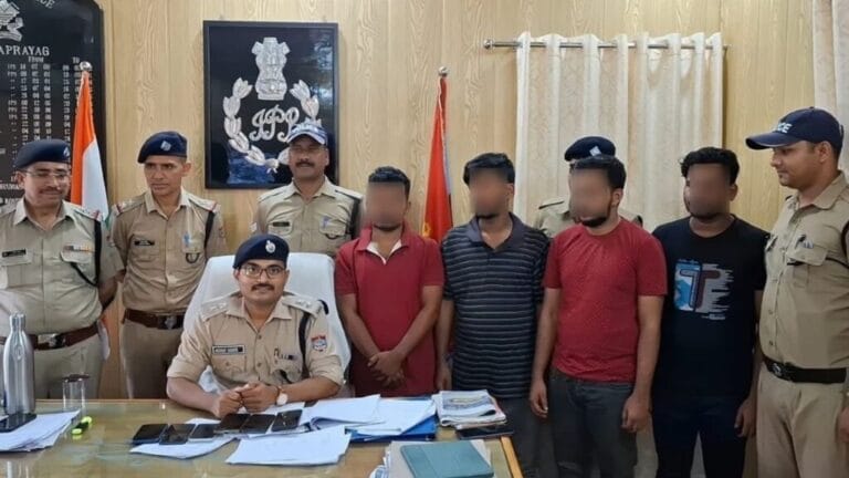 उत्तराखंड: हेली टिकट ठगी में चार गिरफ्तार, मास्टरमाइंड भी पकड़ा गया