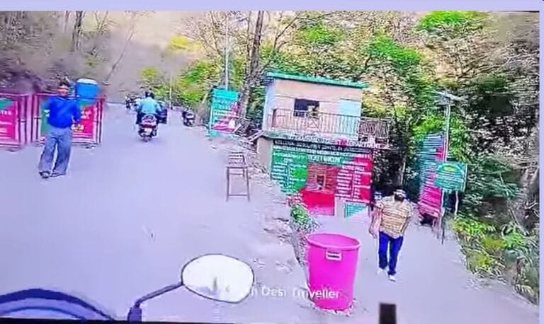 वन विभाग शिवपुरी रेंज पर अवैध वसूली का आरोप, स्थानीय निवासियों ने कार्रवाई की मांग की