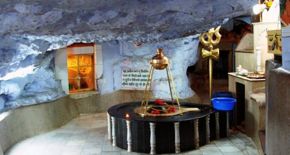 देहरादून: टपकेश्वर महादेव मंदिर से चांदी का नाग चोरी, पुलिस ने जांच शुरू की