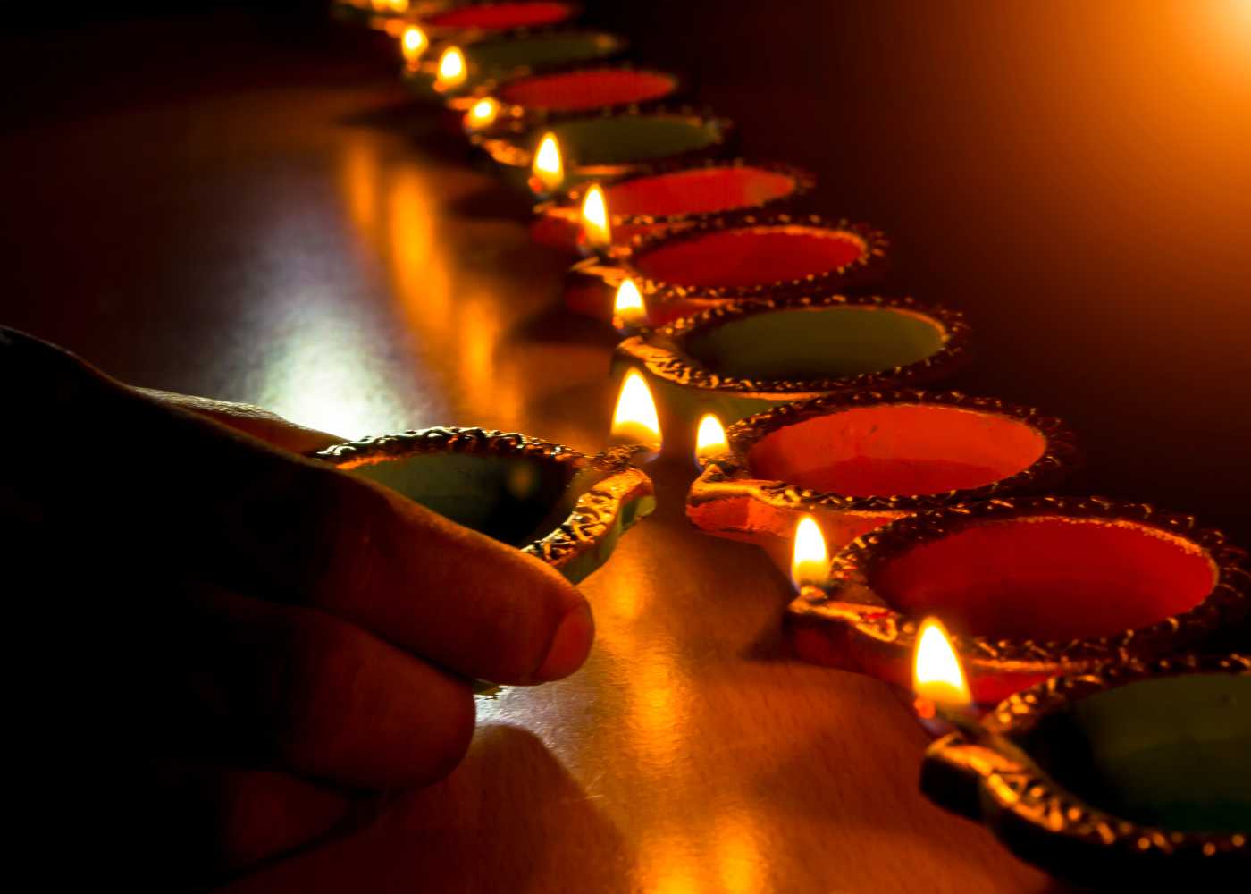 दीपावली 2025: घर, दुकान और ऑफिस में लक्ष्मी पूजा का शुभ मुहूर्त और विधि