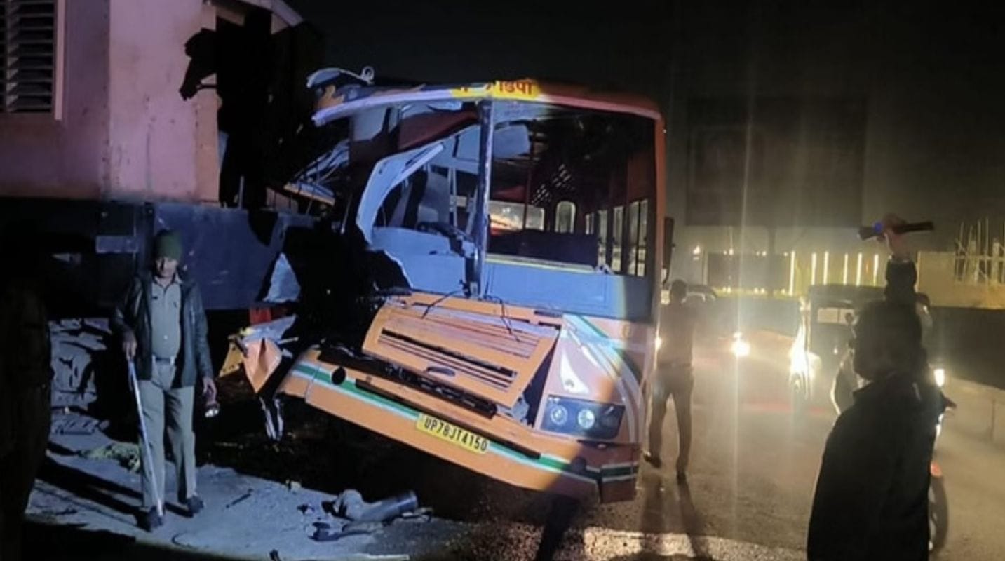 हरिद्वार में रोडवेज बस हादसा