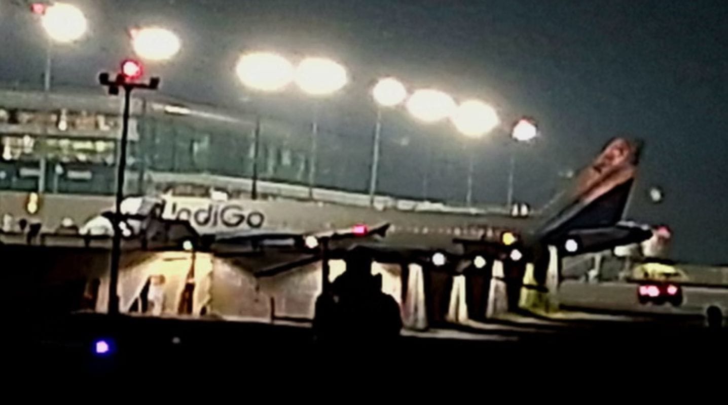देहरादून एयरपोर्ट से उड़ान भरने के बाद इंडिगो विमान में बर्ड हिट, सुरक्षित लौटी फ्लाइट