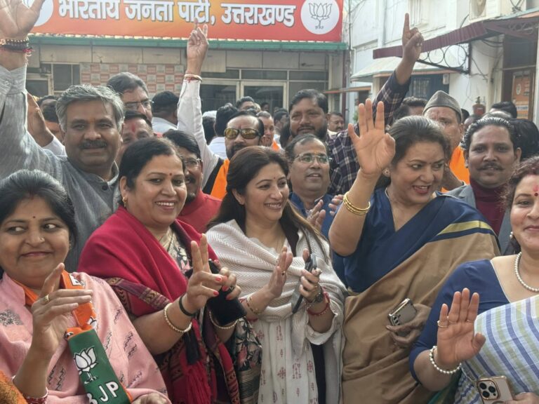 एनडीए की बंपर जीत पर उत्तराखंड में उत्सव, सीएम धामी ने दी बधाई