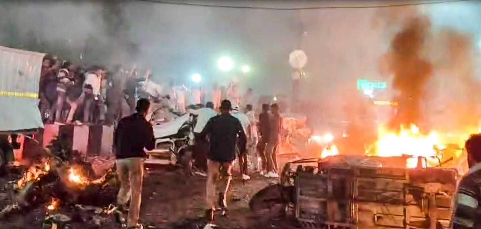 लाल किला के पास कार बम धमाका, अमेरिका ने जांच में मदद की पेशकश