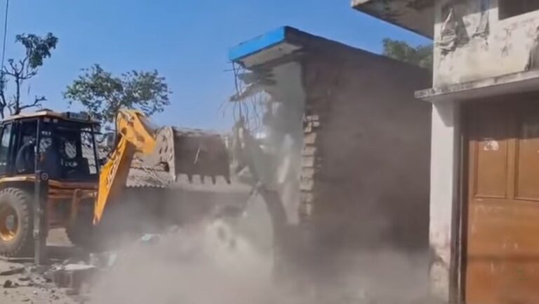 विकासनगर समाचार, अतिक्रमण हटाओ अभियान, डाकपत्थर, कुल्हाल, ढकरानी