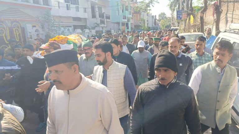 पूर्व कैबिनेट मंत्री दिवाकर भट्ट को अंतिम विदाई