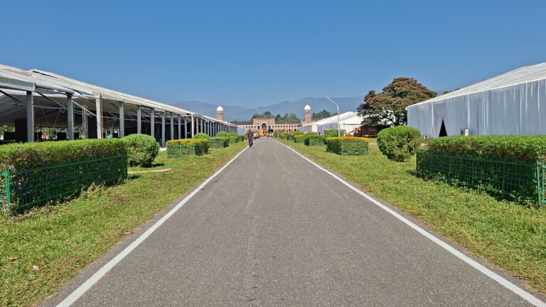 उत्तराखंड स्थापना दिवस: एफआरआई में पीएम मोदी की सभा को लेकर युद्धस्तर पर तैयारियां