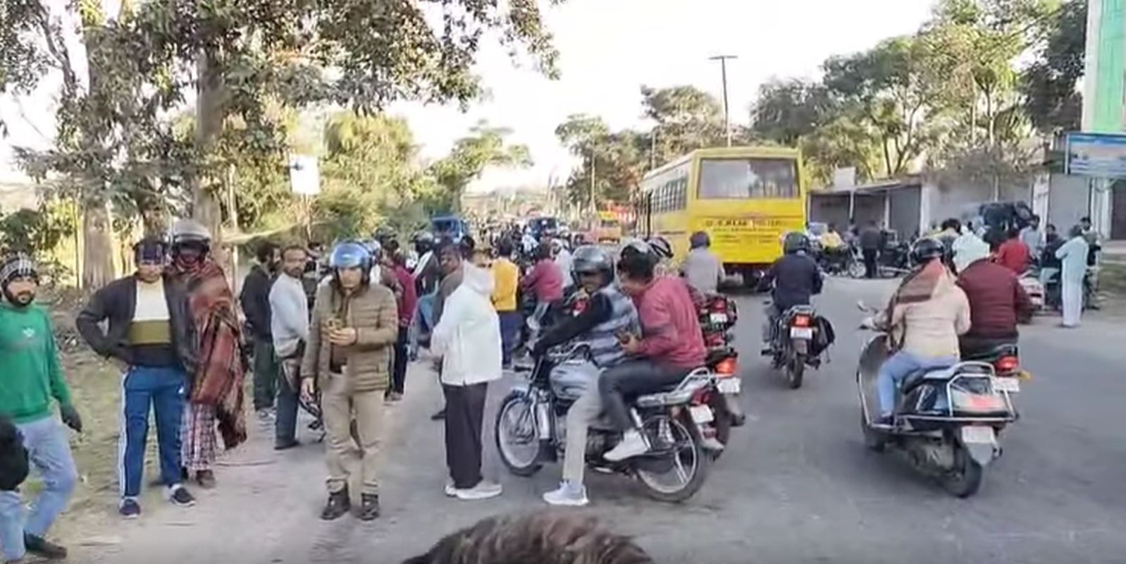 हरिद्वार, कनखल, जियापोता हादसा, सड़क दुर्घटना, तेज रफ्तार, ट्रक बस फरार, उत्तराखंड दुर्घटना