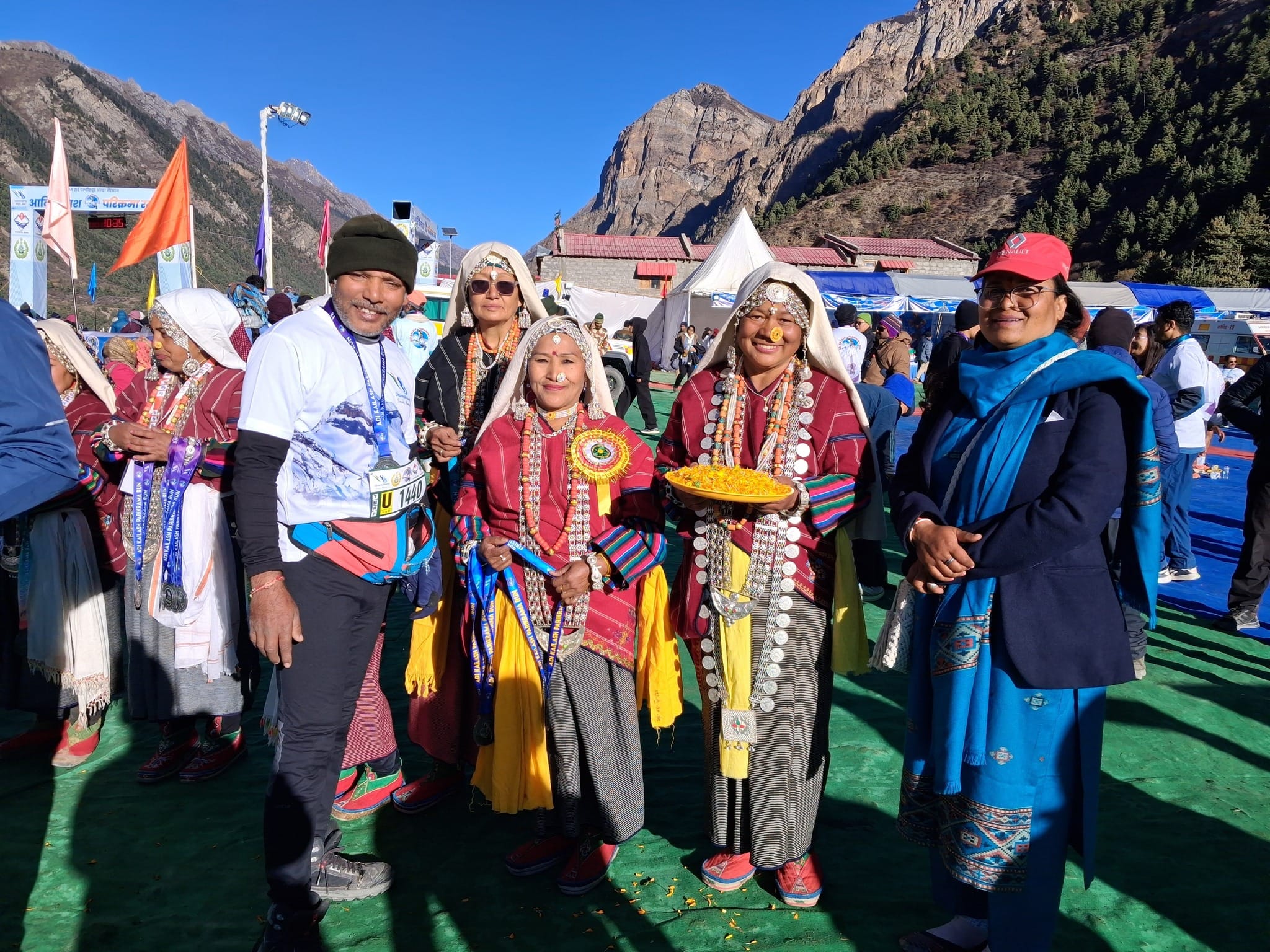 साहस और फिटनेस की मिसाल: ज्योलिंगकांग से गुंजी तक 60 किमी दौड़े 700 धावक