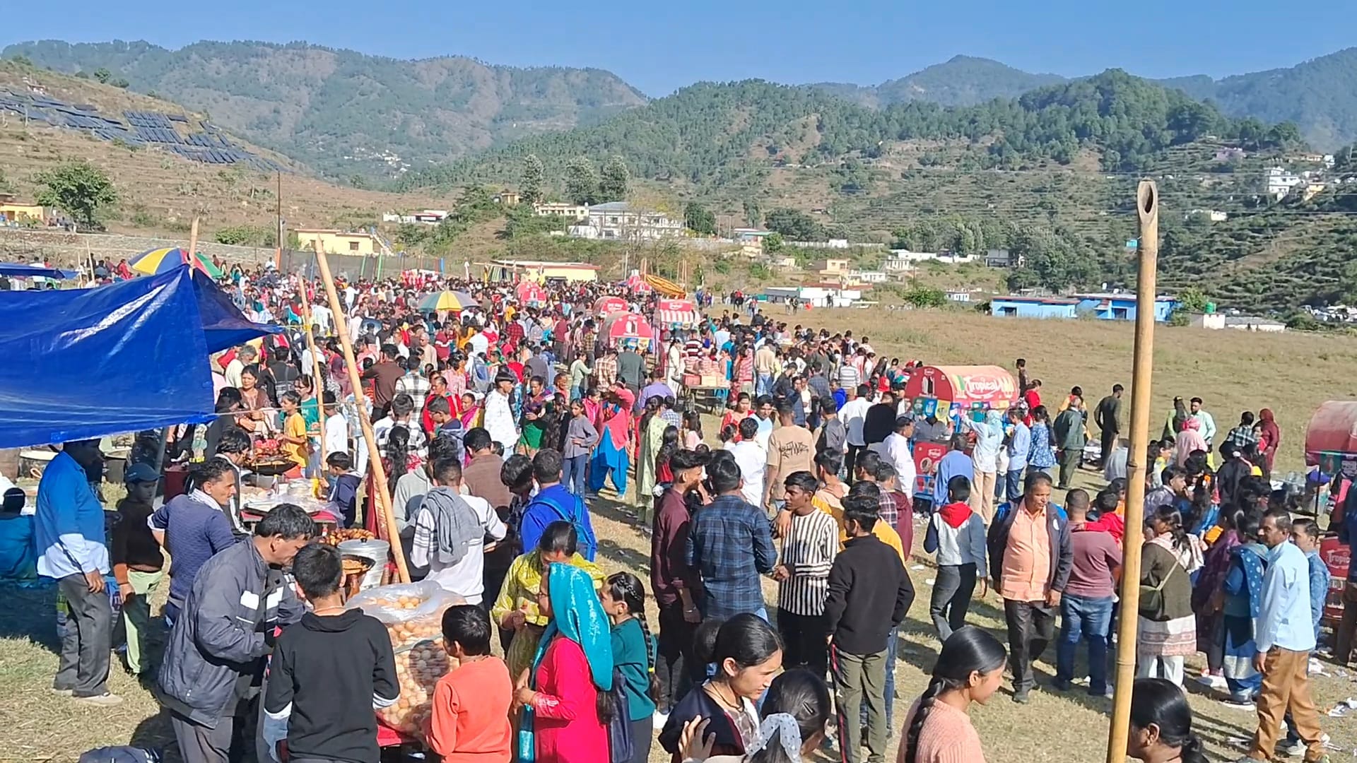 सीता तपोभूमि फलस्वाड़ी में उमड़ा जनसैलाब, श्रद्धालुओं ने किए माता सीता के शिलारूप दर्शन