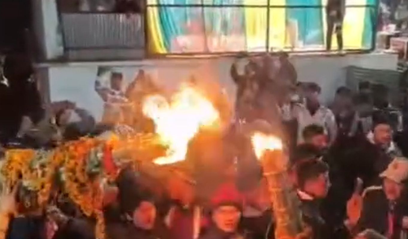 कार्तिक पूर्णिमा पर सजी बेरीनाग की सांस्कृतिक शाम, बौराणी मेले में उमड़ा श्रद्धा और उत्सव का संगम