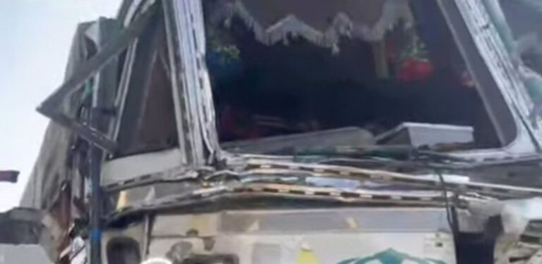 विकासनगर, शेरपुर, दुर्घटना, खनन वाहन, तेज रफ़्तार, पछवादून, सड़क सुरक्षा