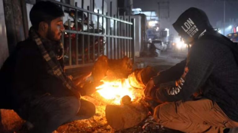 ऋषिकेश में घना कोहरा और शीतलहर का कहर