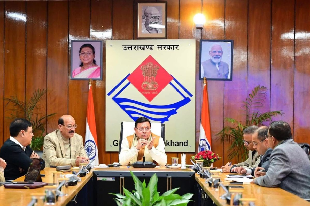 उत्तराखंड में जंगली जानवरों का आतंक, स्कूल जाने वाले बच्चे भी दहशत में 1 उत्तराखंड समाचार, भालू हमला, जंगली जानवर, वन विभाग, चमोली खबर