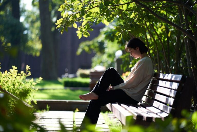 सपने में दोस्त से लड़ाई का क्या अर्थ है? स्वप्न शास्त्र के अनुसार जानें शुभ-अशुभ संकेत 5 सपने में दोस्त से लड़ाई का क्या अर्थ है