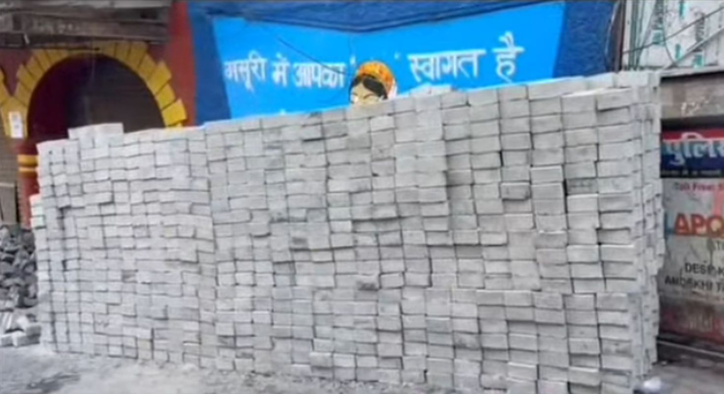 मसूरी मॉल रोड पर सौंदर्यीकरण विवाद