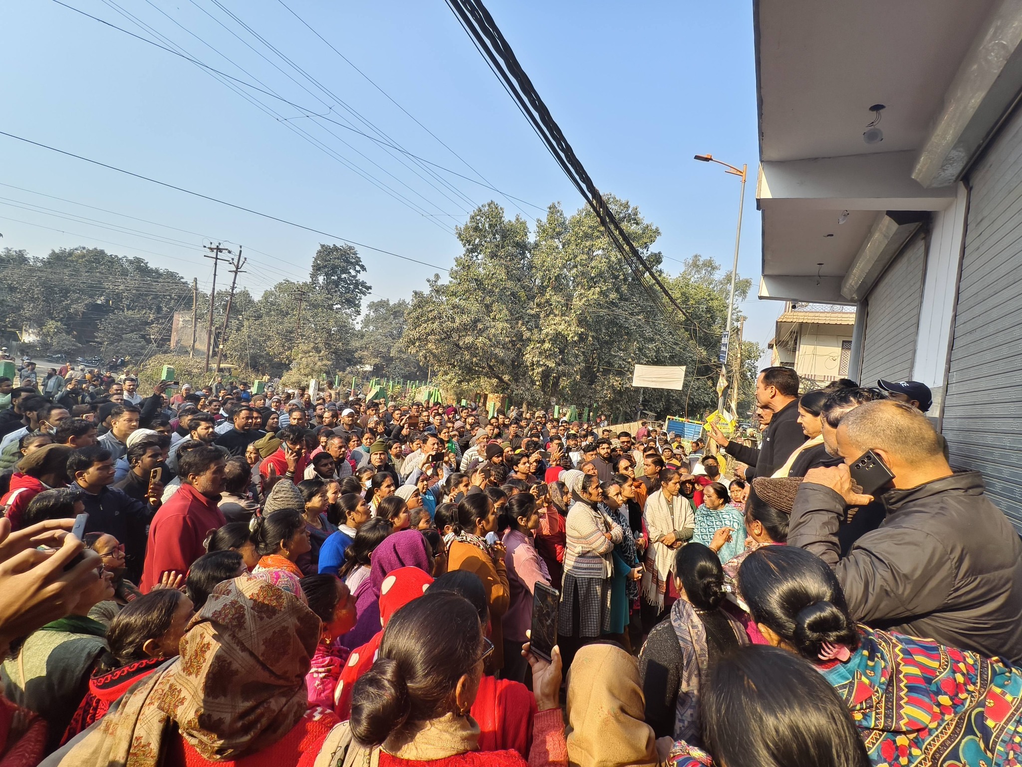 ऋषिकेश में वन भूमि सर्वे पर बवाल