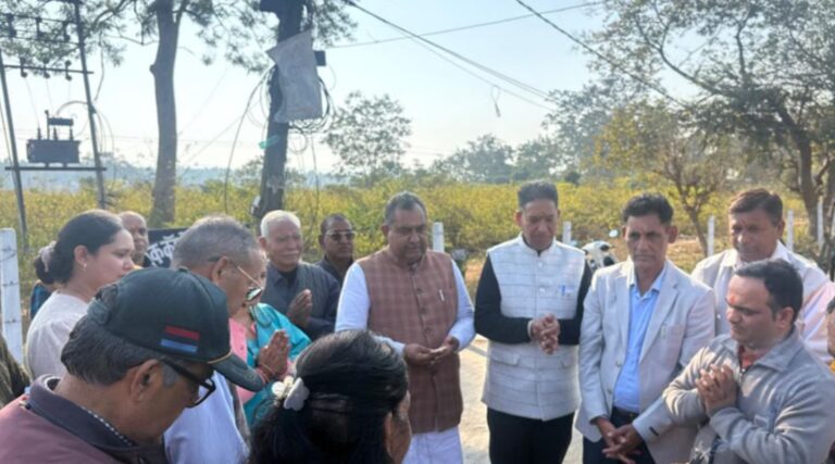 सेलाकुई में दो सड़कों का शिलान्यास, सैनिक कॉलोनी को मिलेगी बड़ी राहत 3 सेलाकुई समाचार