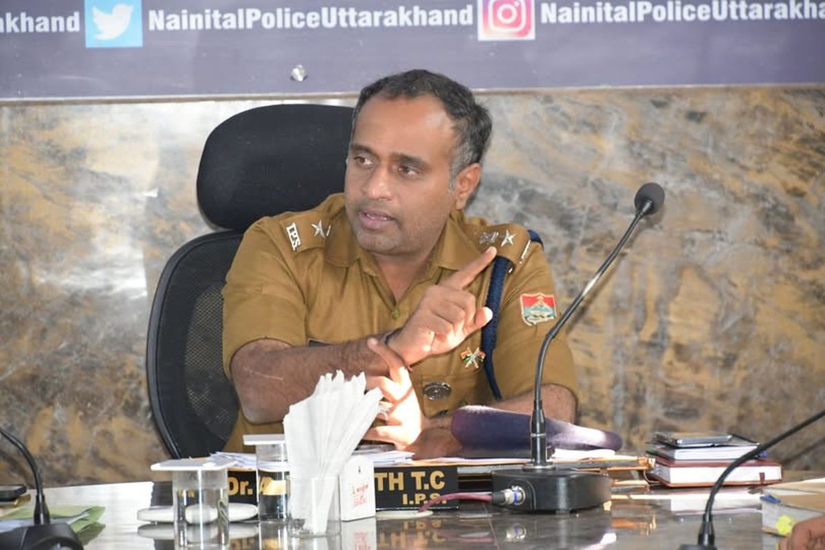 नैनीताल में तेज रफ्तार कार से हादसा, घायल तीन; आरोपी पुलिसकर्मी गिरफ्तार