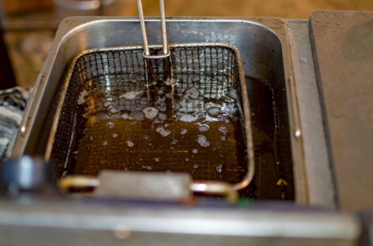 उत्तराखंड में RUCO मिशन से 5 साल में 1 लाख लीटर से अधिक इस्तेमाल हुआ तेल एकत्र 11 देहरादून: कैंसर और हार्ट डिजीज़ के खतरे को रोकने में मददगार हुआ RUCO मिशन, बड़े पैमाने पर जागरूकता अभियान