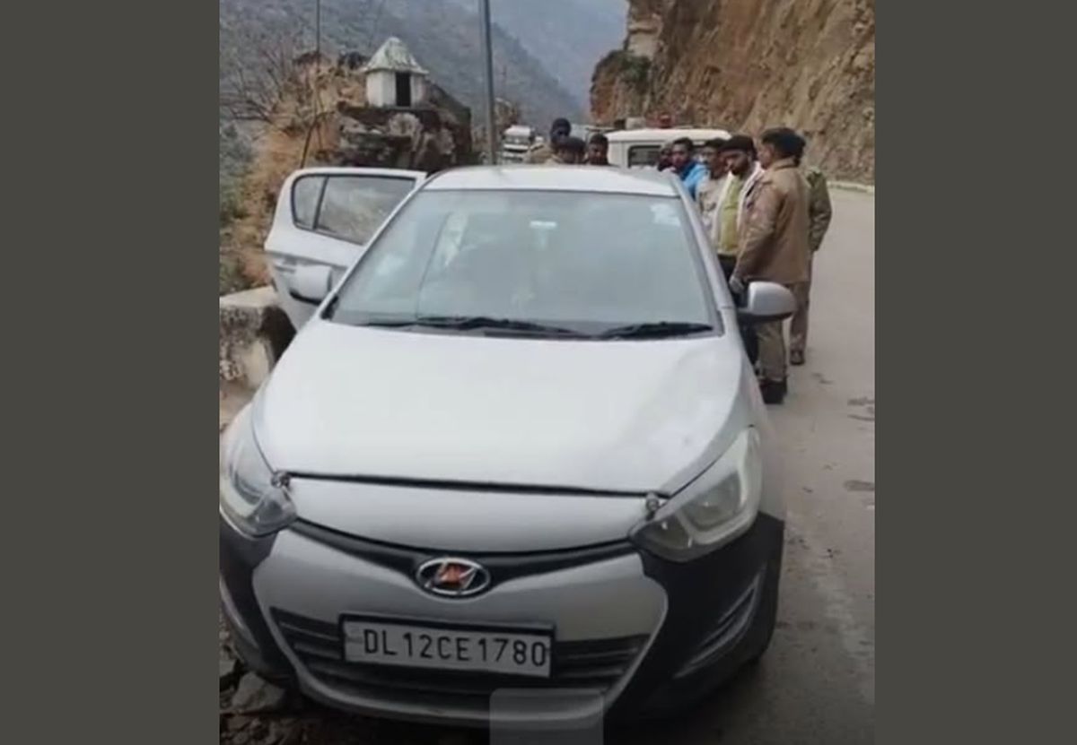 रुद्रप्रयाग में सनसनी | बदरीनाथ हाईवे पर कार में मिला शव