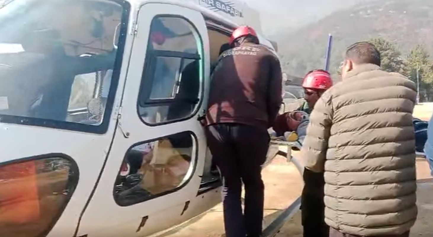 रुद्रप्रयाग में शिक्षक को ब्रेन स्ट्रोक | एयर एंबुलेंस से एम्स ऋषिकेश रेफर