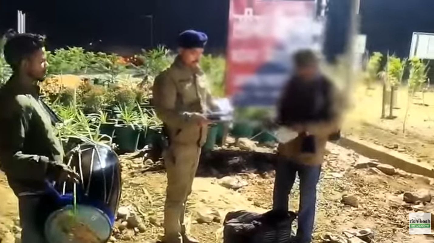 देहरादून में गुंडा एक्ट की कार्रवाई, आदतन अपराधी जिला बदर 1 देहरादून में गुंडा एक्ट की कार्रवाई