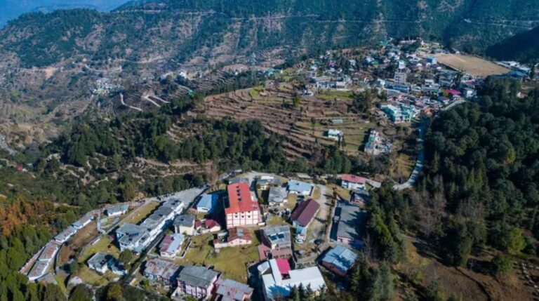 सरकारी योजनाओं के लिए जमीन खरीद आसान होगी, लैंड परचेज पॉलिसी लाने की तैयारी 11 उत्तराखंड में लैंड परचेज पॉलिसी | जमीन अधिग्रहण से मिलेगी राहत | बड़ा फैसला