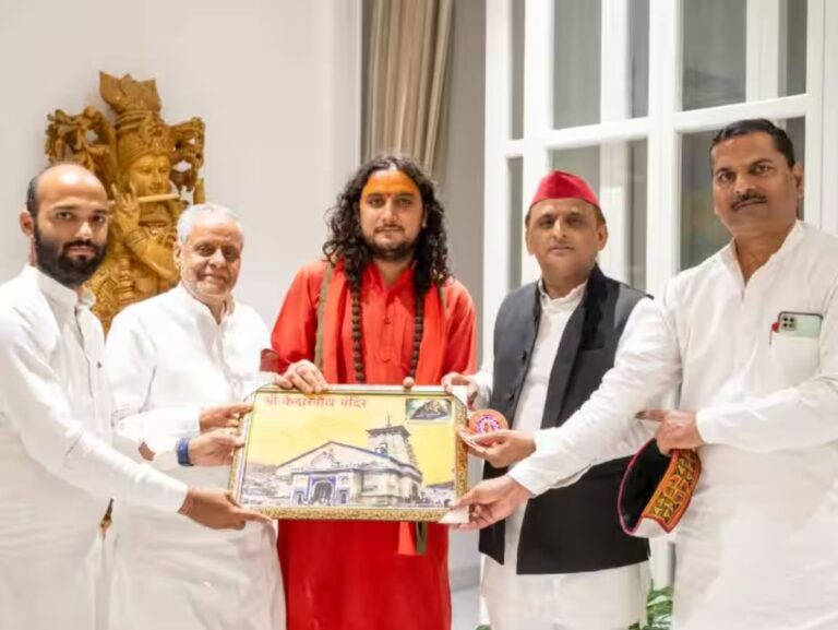 समाजवादी पार्टी ने युवा संत को सौंपी कमान, शुभम गिरी बने उत्तराखंड के कार्यकारी प्रदेश अध्यक्ष 10 उत्तराखंड सपा को मिला नया अध्यक्ष | युवा संत शुभम गिरी को बड़ी जिम्मेदारी