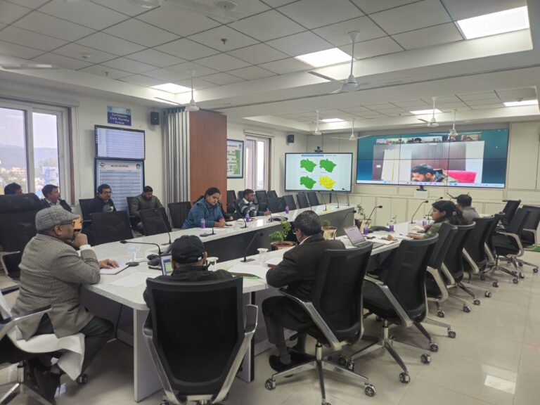 उत्तराखंड में भारी बर्फबारी के बाद आपदा प्रबंधन अलर्ट, 66 सड़कें बंद 11 उत्तराखंड में भारी बर्फबारी | 66 सड़कें बंद, आपदा प्रबंधन अलर्ट