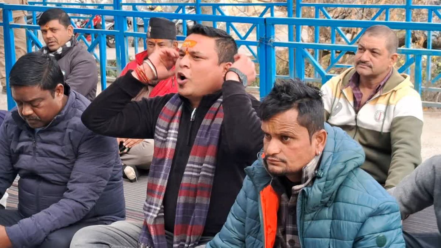 पौड़ी में गुलदार का आतंक | ग्रामीणों का वन विभाग पर प्रदर्शन