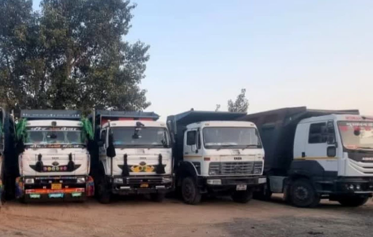 रामनगर में खनिज वाहनों पर सख्ती | कोसी नदी से खनन पर बड़ा एक्शन | Uttarakhand News