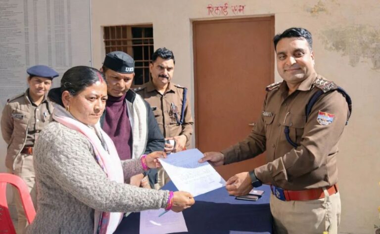 श्रीनगर घटना में पुलिस कार्रवाई के बाद राजनीति क्यों?