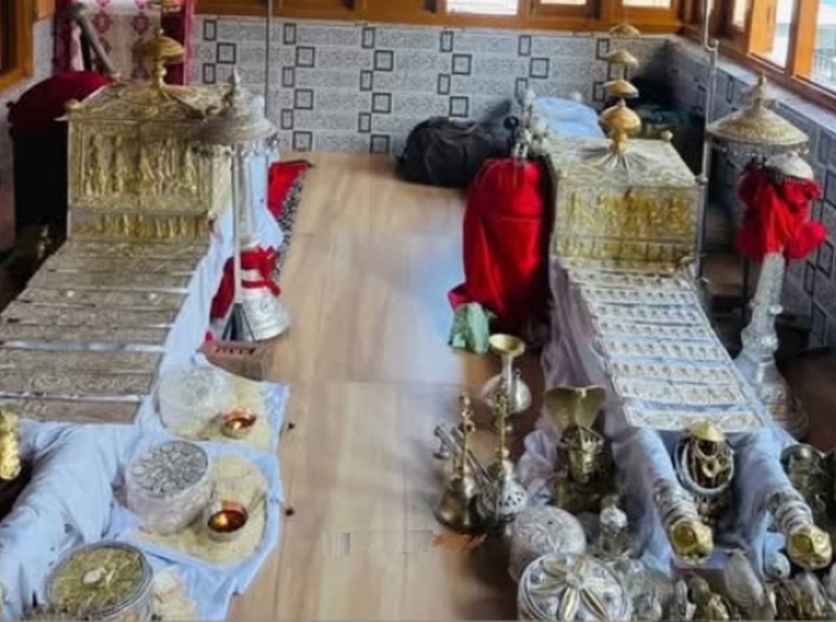 छत्रधारी चालदा महासू देवता की यात्रा की तैयारियां तेज, मंदिर समिति और ग्रामीणों की संयुक्त बैठक