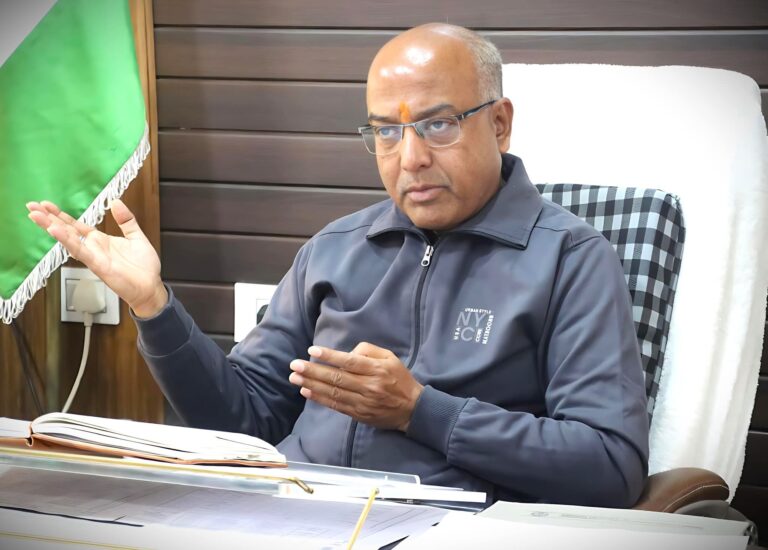 चमोली में विधानसभा सत्र, विंटर कार्निवाल और महाशिवरात्रि को लेकर पुलिस अलर्ट 4 औली विंटर कार्निवाल और बजट सत्र की तैयारियों की एसपी ने की समीक्षा