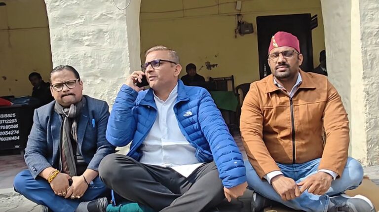 हल्द्वानी में एसडीएम की तैनाती को लेकर धरना | कांग्रेस विधायक सुमित हृदयेश