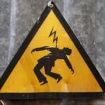 रायवाला में करंट हादसा: 33 केवी लाइन की चपेट में आया मजदूर