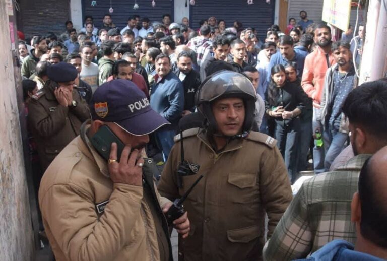 गुंजन हत्याकांड: पूर्व चेतावनी के बाद भी नहीं बची जान, चौकी इंचार्ज निलंबित