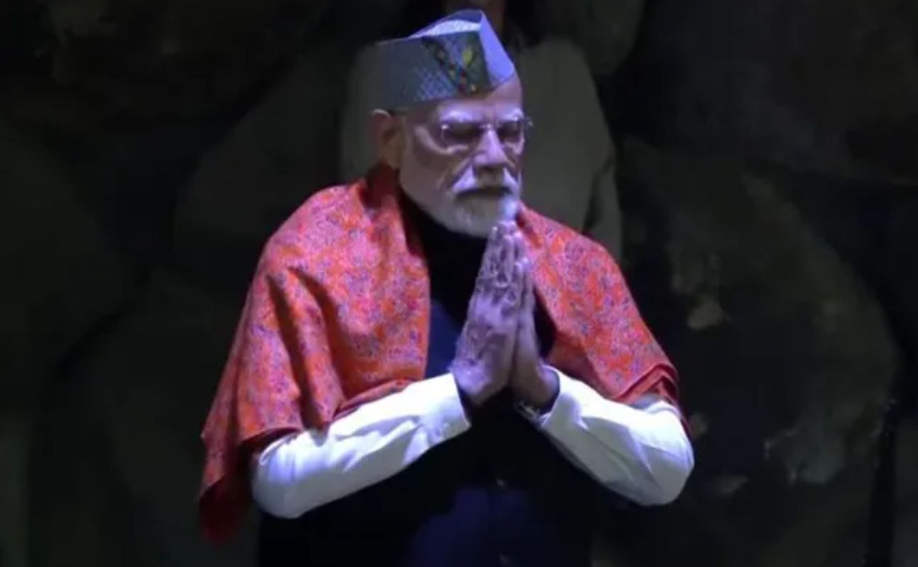 इजराइल दौरे पर पीएम मोदी ने पहनी ब्रह्मकमल टोपी, फिर चर्चा में उत्तराखंड 1 इजराइल में पीएम मोदी की ब्रह्मकमल टोपी | उत्तराखंड की पहचान को वैश्विक मंच