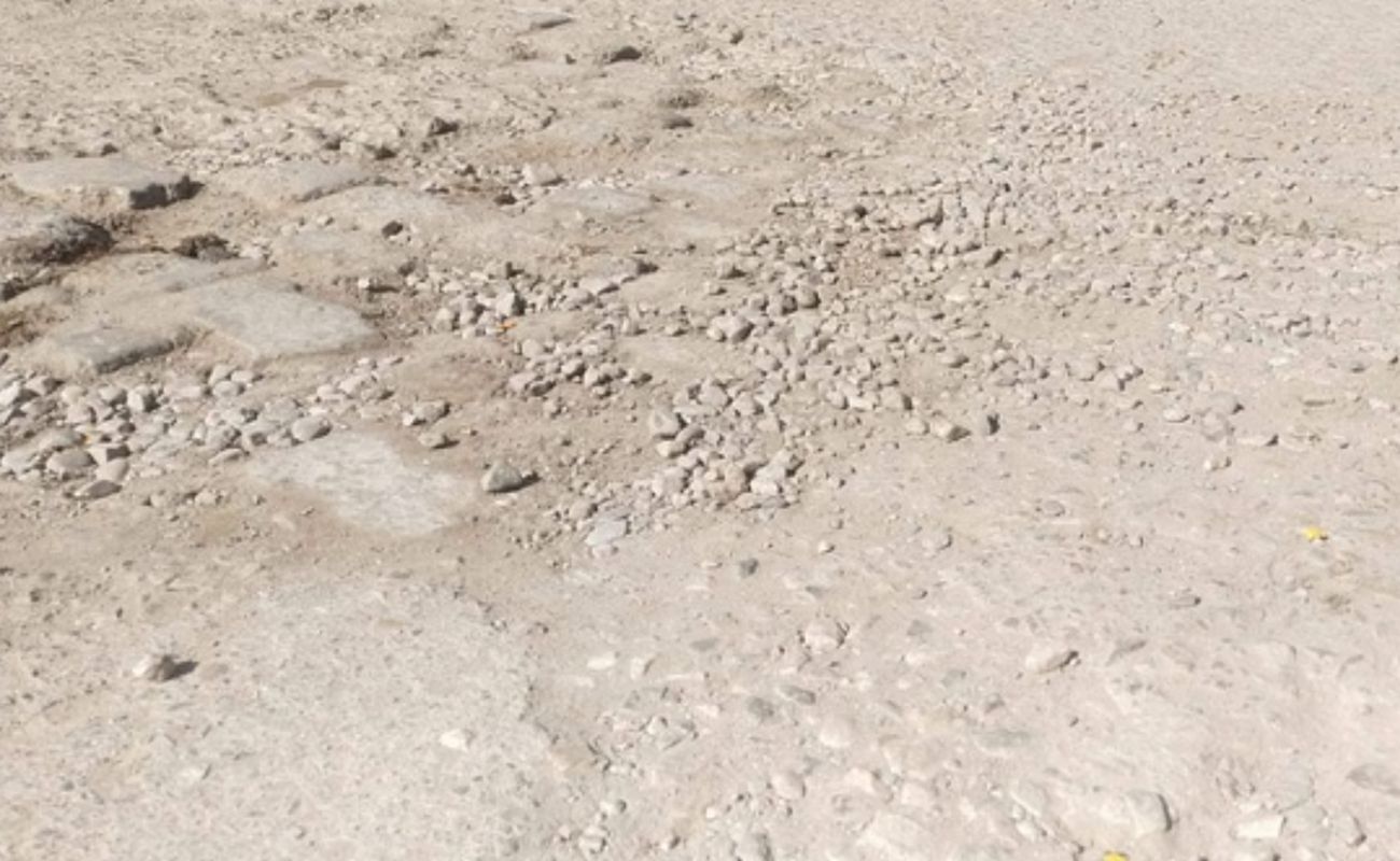 गंगा नगर में सीसी सड़क भी टूटी, अस्थायी मरम्मत साबित हुई नाकाफी