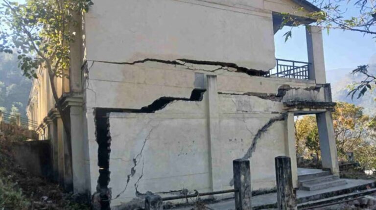 जर्जर स्कूलों का पुनर्निर्माण | 568.85 लाख की मंजूरी