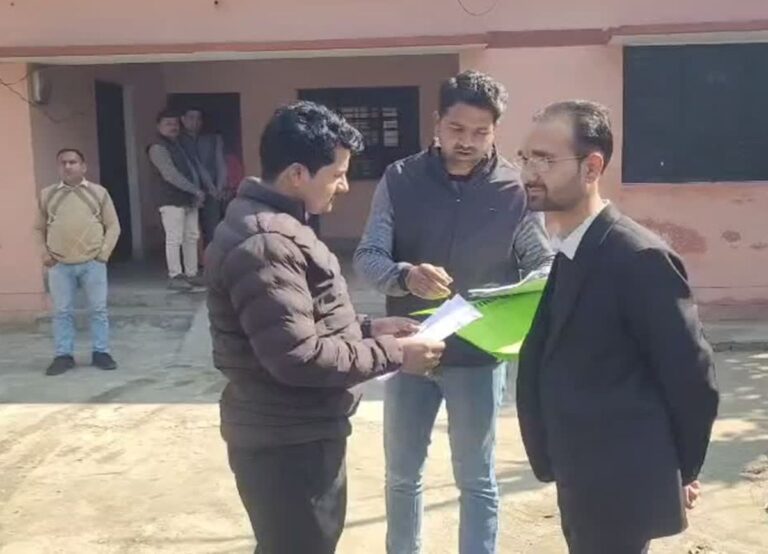 एक मोबाइल नंबर पर कई नाम, लक्सर पशु वैक्सीनेशन में बड़ा फर्जीवाड़ा