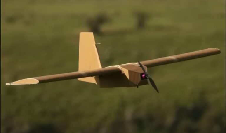 उत्तरायणी कौथिक में छाए कोटद्वार में बने यूएवी, सुरक्षा तकनीक का उदाहरण 8 हल्की बालसा लकड़ी से बने यूएवी, भारतीय वायुसेना में निभा रहे अहम भूमिका