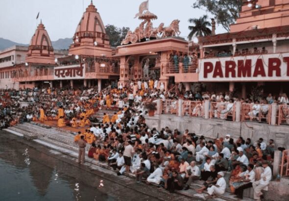 ऋषिकेश अंतरराष्ट्रीय योग महोत्सव 2026 | 80 देशों के 1200 योग साधक