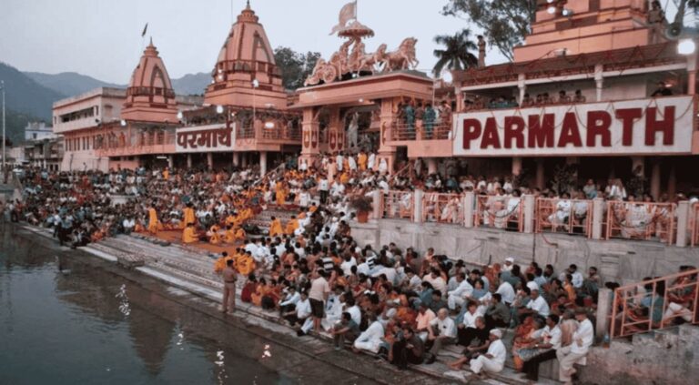 ऋषिकेश अंतरराष्ट्रीय योग महोत्सव 2026 | 80 देशों के 1200 योग साधक