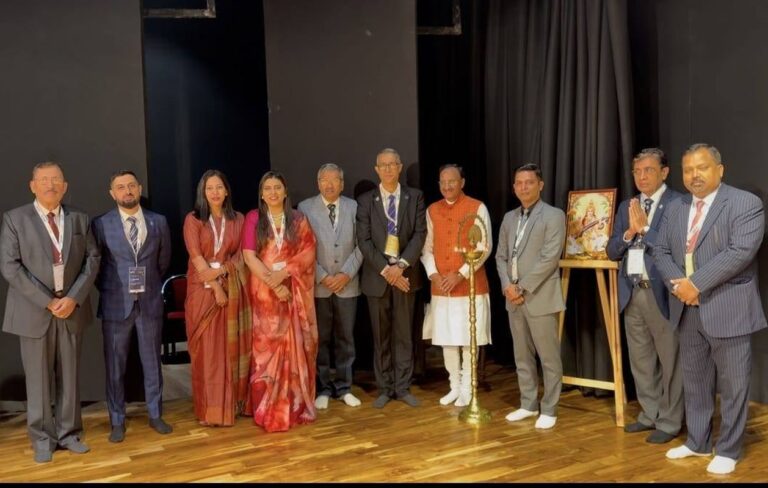 निशंक ने किया उद्घाटन, देहरादून बना वैश्विक मंच